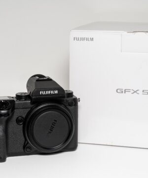 Fujifilm GFX 50S – Fujifilm GFX 50S Medium Format DSLR Camera Excellent
