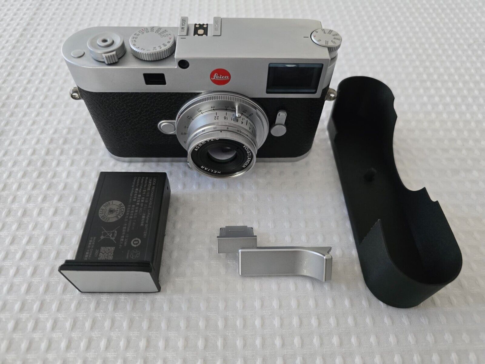 Leica M11 in Mint Condition with Thumb Support, Bottom case.