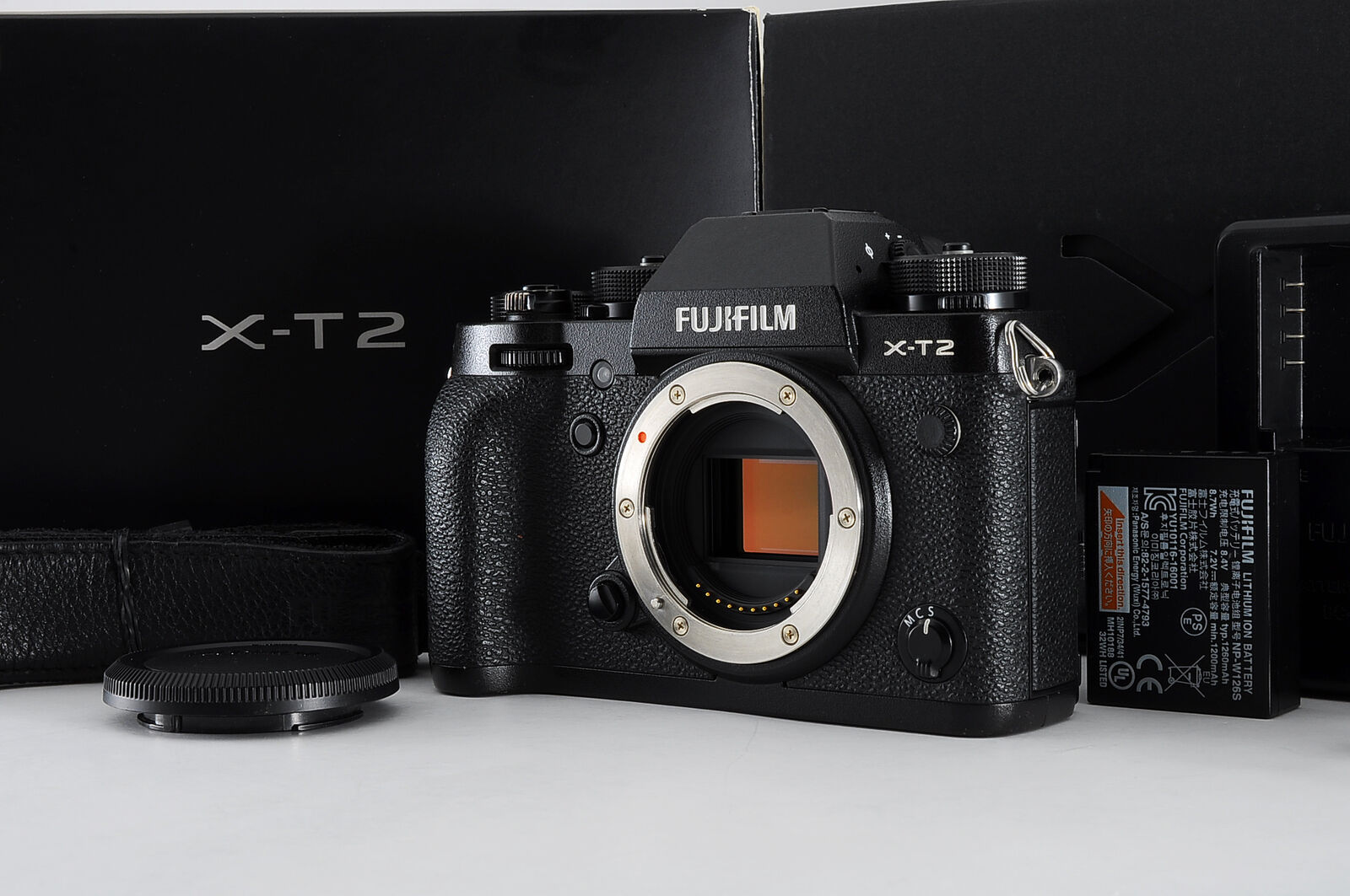 [Near MINT 7609 shots] Fujifilm Fuji X-T2 XT2 Black 24.3MP Mirrorless From JAPAN