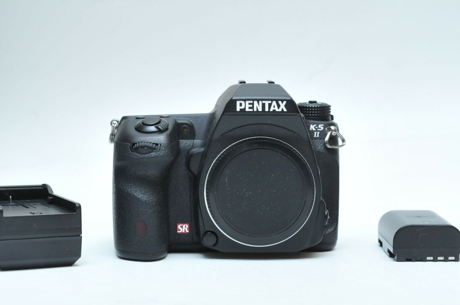 Pentax K-5 II 16.3 MP DSLR Body 073