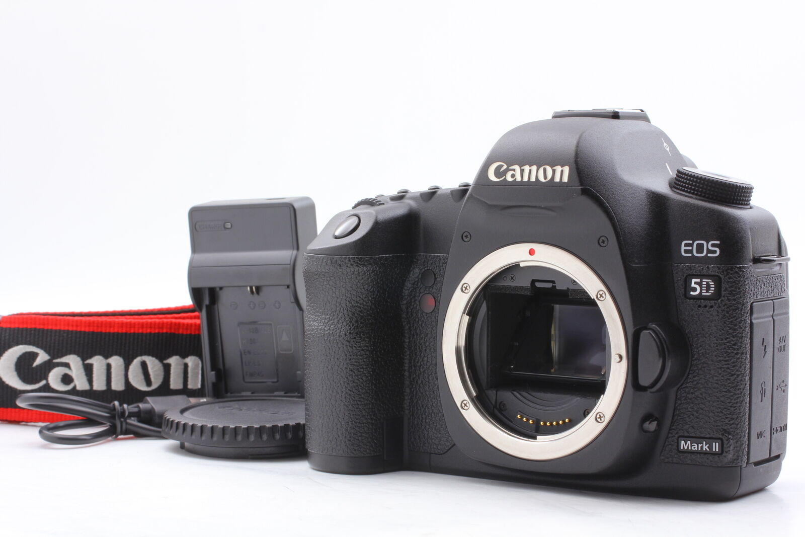 Shot28943 [MINT] Canon EOS 5D Mark II 21.1 MP Digital SLR Camera Body From JAPAN