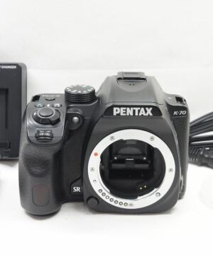 Pentax K-70 – Pentax K-70 DSLR Camera with 18-135mm Lens Black